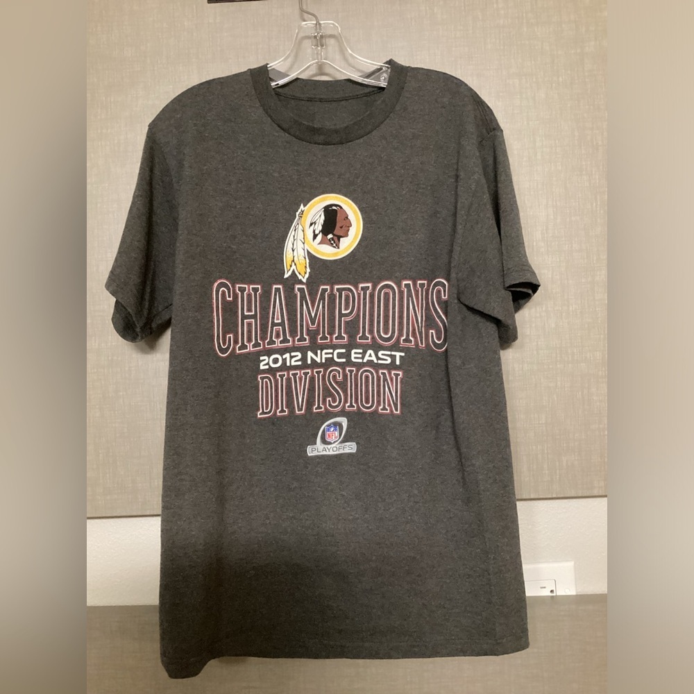 Washington Redskins Men’s Grey 2012 NFC East Playoffs T-Shirt Size Medium EUC